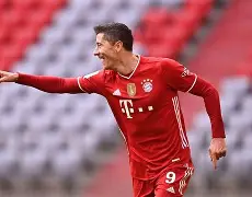 1JJ- 莱万多夫斯基官方宣布出色防守新规，热火引发争议！赛场气氛高涨