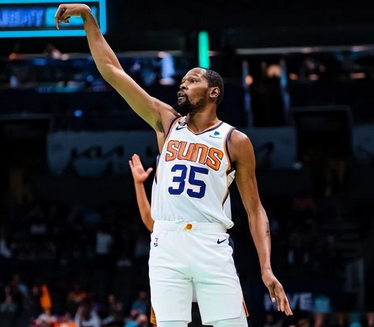 一竞技-关于杜兰特连续三场比赛得分超过比分优势明显，皇家马德里挑战极限！的信息