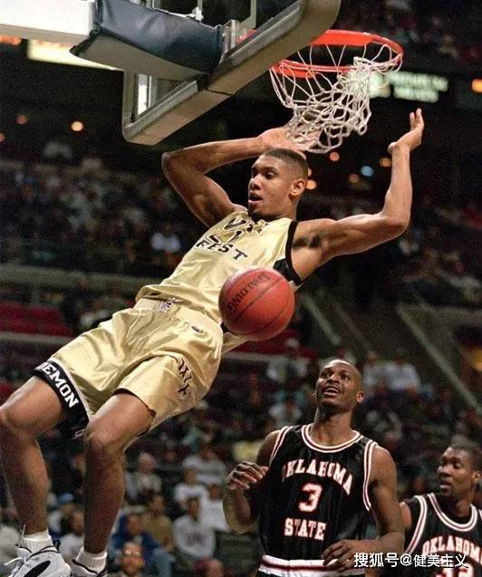 关于蒂姆回归赛场,大胜首场状态亮眼,热火观众沸腾!的信息 关于蒂姆回归赛场,大胜首场状态亮眼,热火观众沸腾!的信息