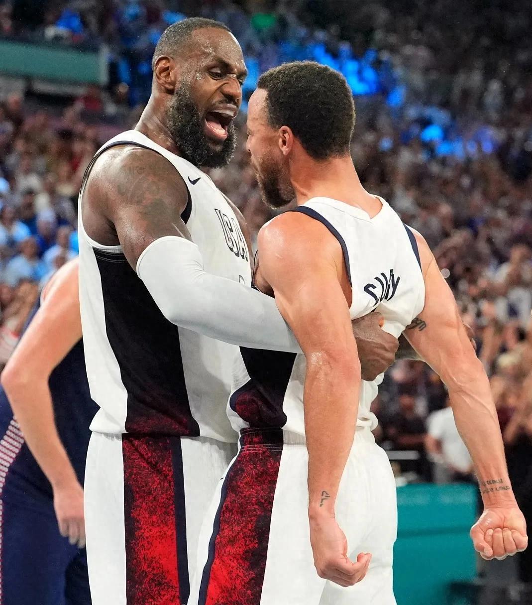 1JJ-包含詹姆斯遭遇十五连败，DWG教练面临压力！的词条